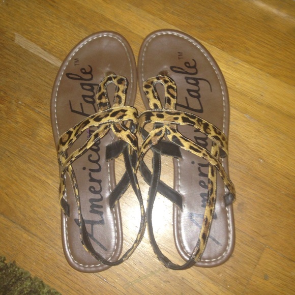 American Eagle Sandals