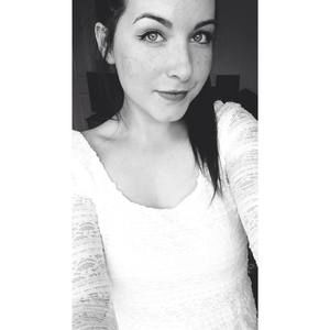 Meet your Posher, Tia