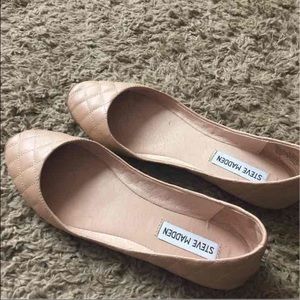 Steve Madden light pink quilted flats