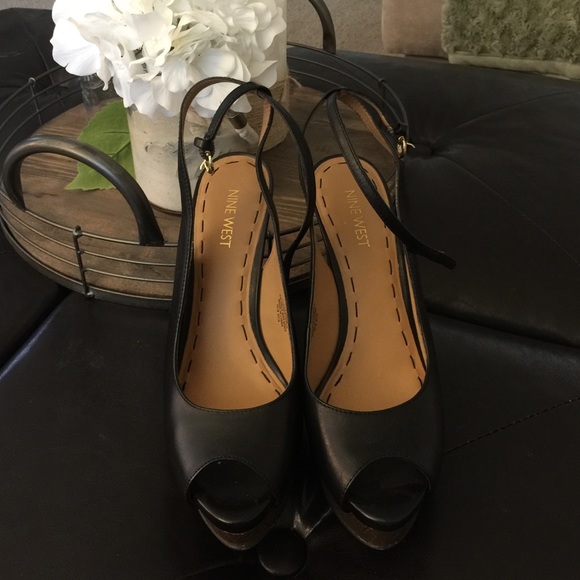 Nine West Peep Toe Sandal