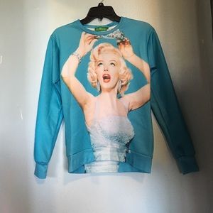 ❄️️WINTER SALE❄️️Marilyn crew