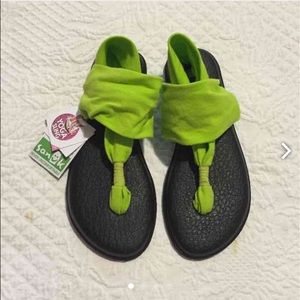 NWT SANUK SANDALS