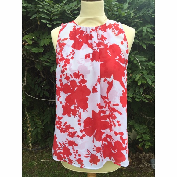 Nordstrom Floral Sleeveless Top
