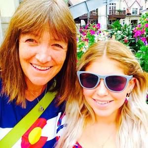 Meet your Posher, Leni