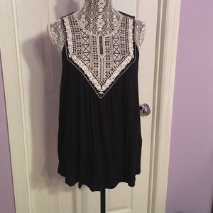 Lace collard Tank top