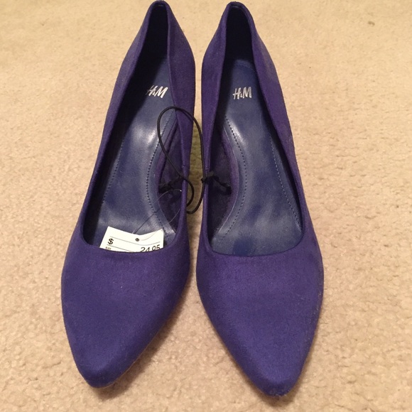 H&M low heel - Navy Size 9 - NWT