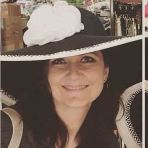 Meet your Posher, Mari jo