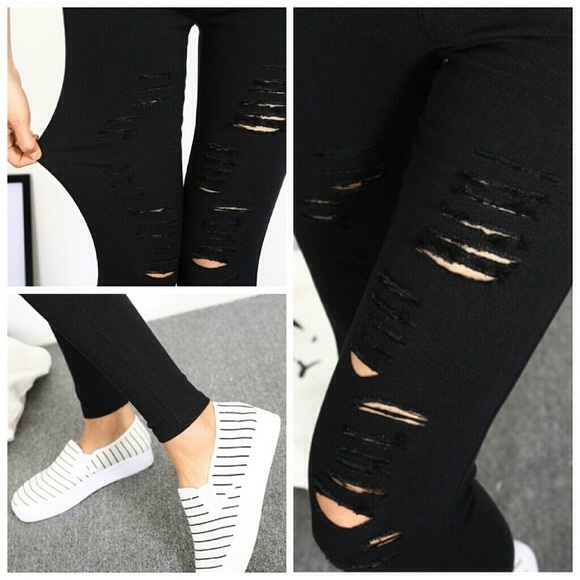 Super stretch distressed black skinnies - Picture 3 of 4