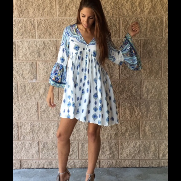 Pastel Paisley Print Bell Sleeve Shirt Dress - Picture 3 of 4