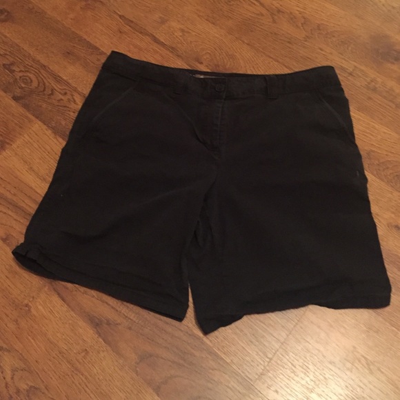 Tommy Bahama Elbert fit size 14