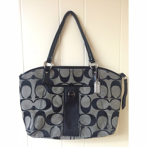 M/L Coach Purse