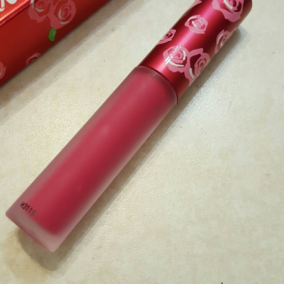 Lime Crime Velvetines, pink velvet - Picture 2 of 3