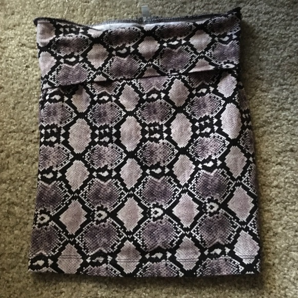 Snakeskin Pattern Body Con Skirt