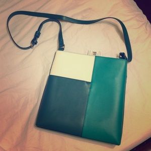 Vera Bradley Composition Cross Body