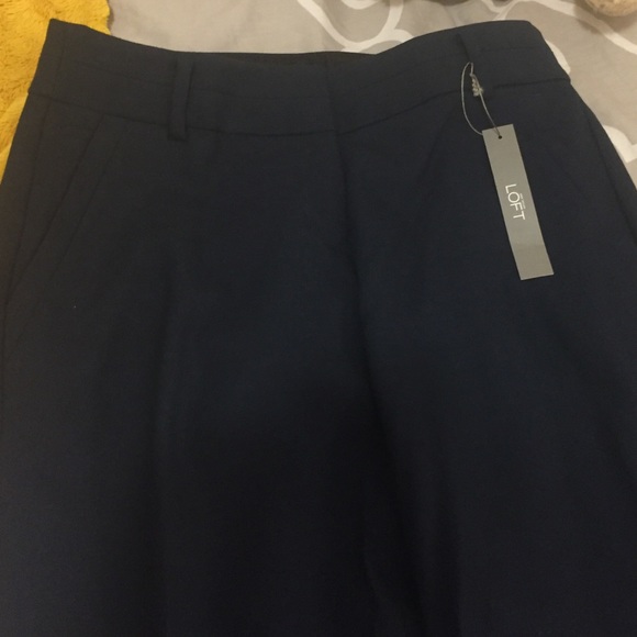 LOFT sz 4 navy blue work pant in Julie fit