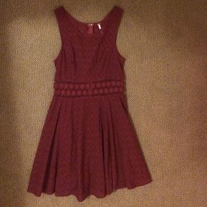 Sun dress- VERY FLATTERING