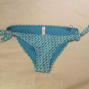 Gap bikini bottom. Never worn!