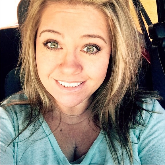 Meet your Posher, Shawna