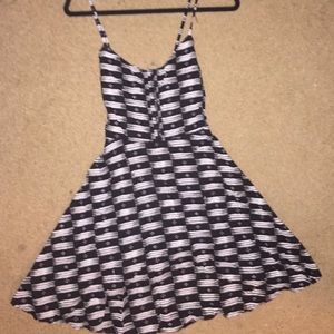 Black and White SO dress from Kohls. Size Large