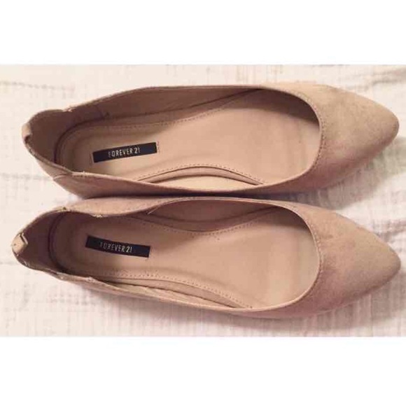 Forever 21 beige flats - Picture 1 of 4