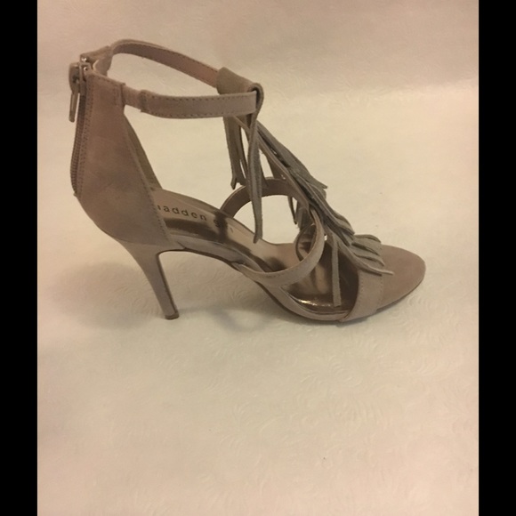 Madden Girl Fringe sandal heel size4" Cyber Sale💥