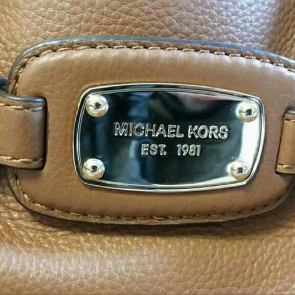 Michael Kors - Picture 2 of 3