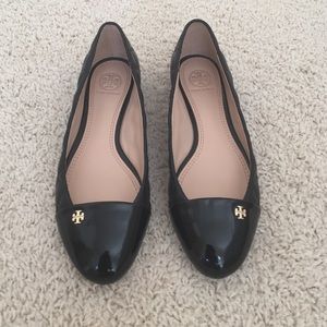 Tory burch ballet flats.