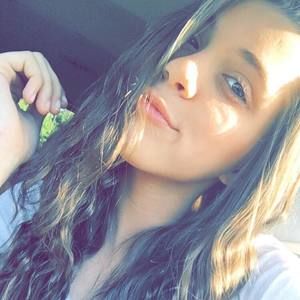 Meet your Posher, Isabella