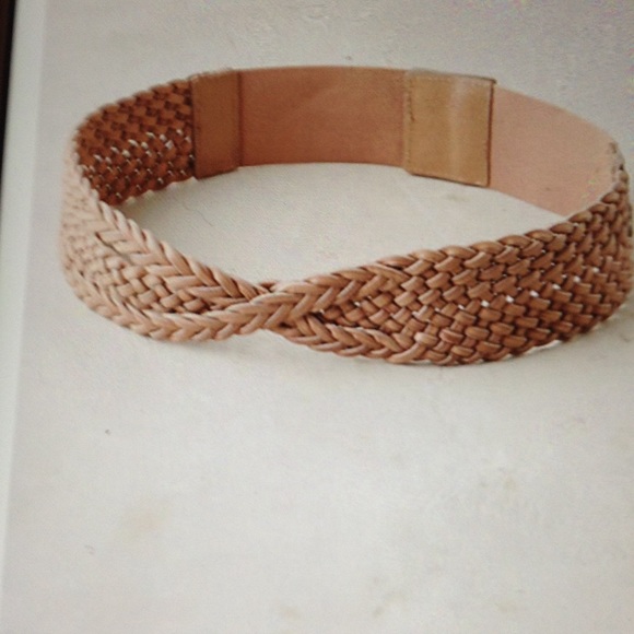 Anthropologie Accessories - New Anthropologie twist and turn belt