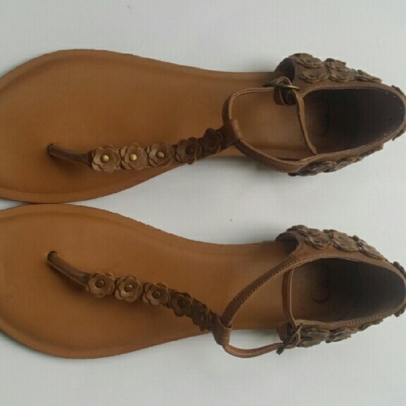 KELSI DAGGER boho flower andelyn thong sandal 8.5