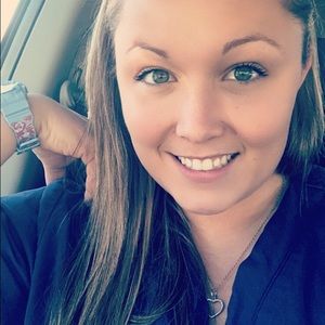 Meet your Posher, Kelley