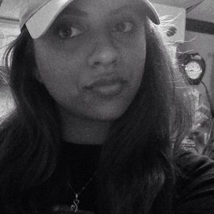 Meet your Posher, Adriana