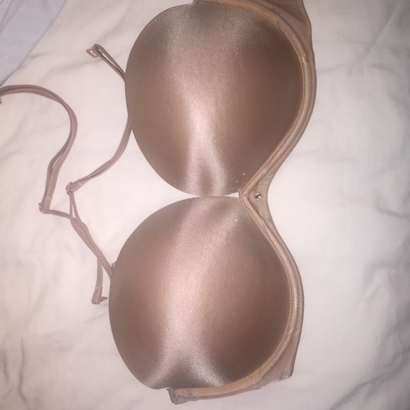 Very sexy strapless bra-nude