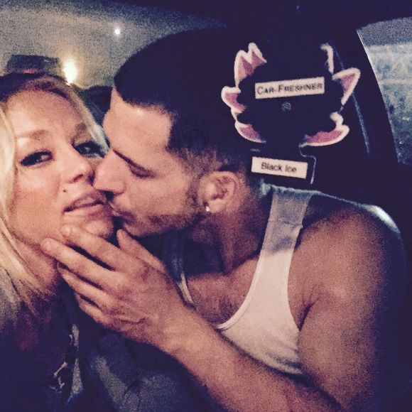 Meet your Posher, Julz