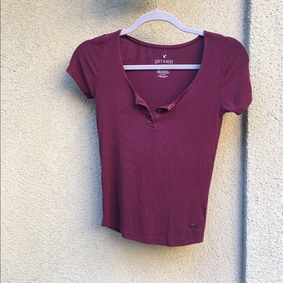American Eagle soft tee