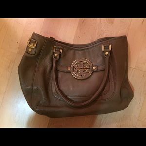 Tory burch purse