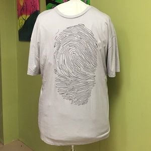 Men's tee shirt