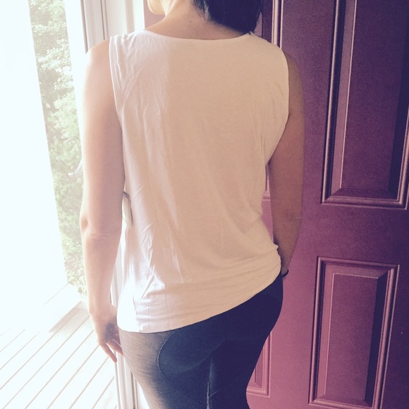 Tank - Picture 3 of 3