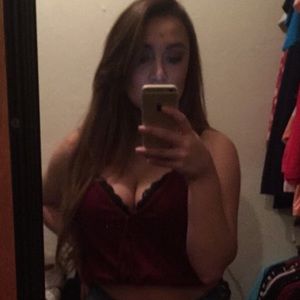 Meet your Posher, Hailey