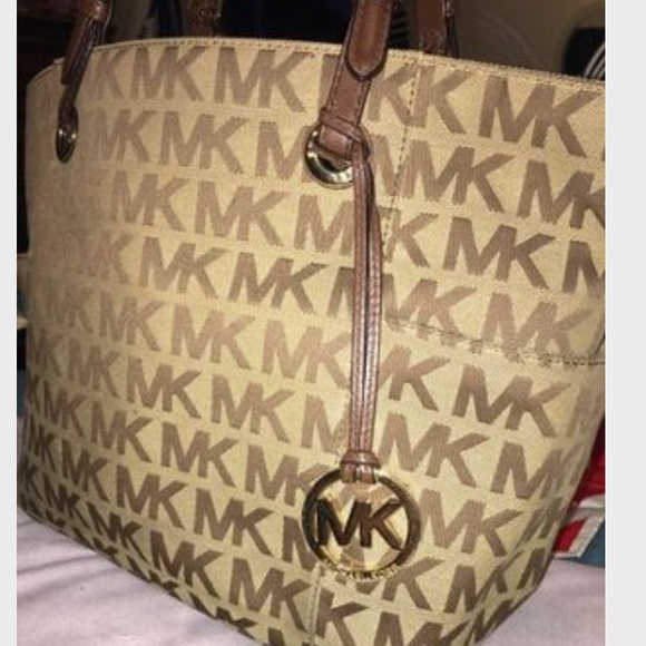 MK Purse