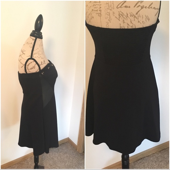 ❌No Longer Available❌NWOT Sassy LBD - Picture 3 of 4