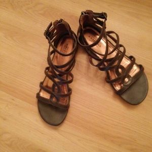 Gladiator style sandals size 8