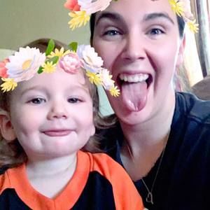 Meet your Posher, Stephanie