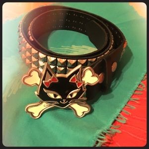 Large black kitty buckle belt with silver studs
