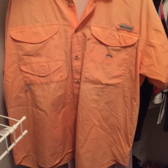 Columbia shirt like new