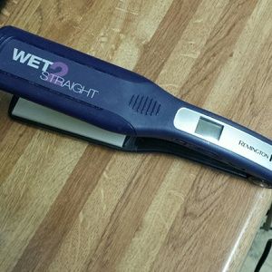 Wet 2 Straight Remington hair straightener