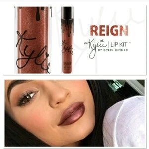 Reign Kylie Metallic