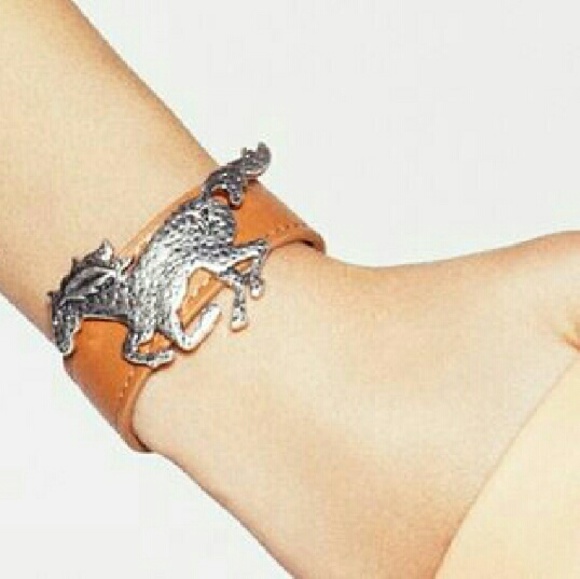 Jewelmint Rodeo Drive Bracelet - Picture 2 of 3