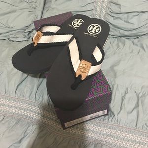 New with box Tory burch sandals