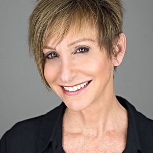 Meet your Posher, Lori